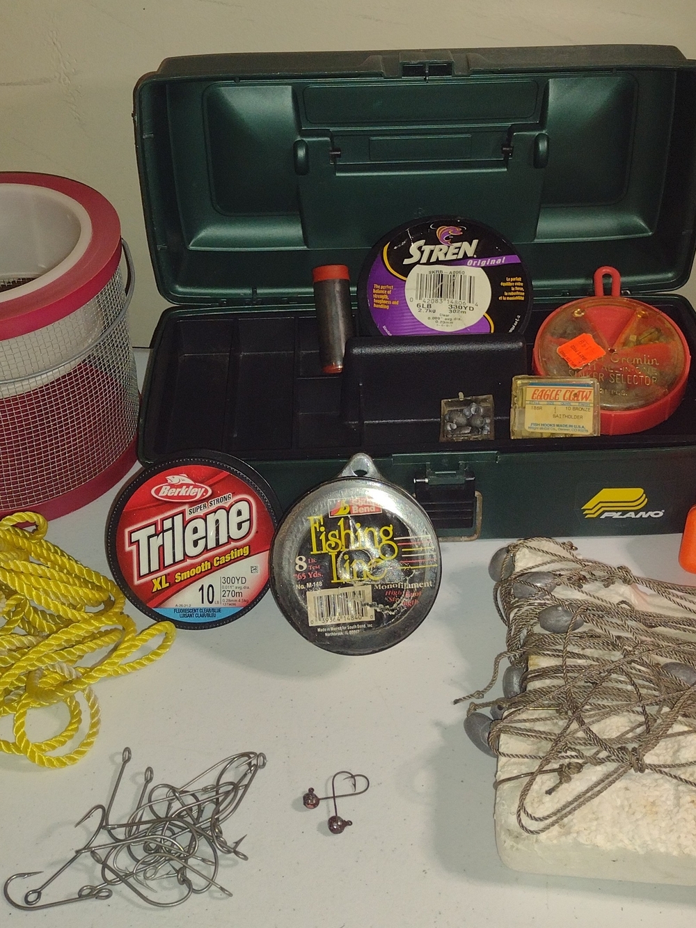 Vintage Fisherman's Lot Plano Model 1001 W Brass Latch, Hooks, String & More!